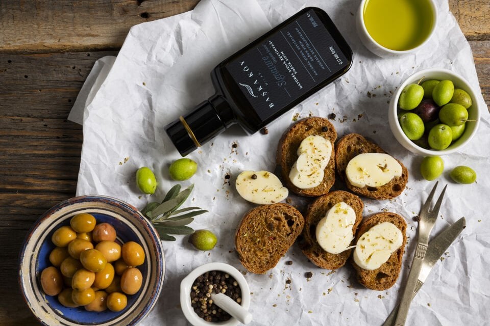 Başka Köy Signature: Özel Tasarım Kutulu Soğuk Sıkım Erken Hasat (250ml)